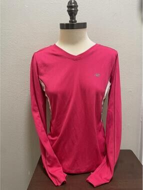 New Balance Women Pink Long Sleeve Performance Running Shirt
